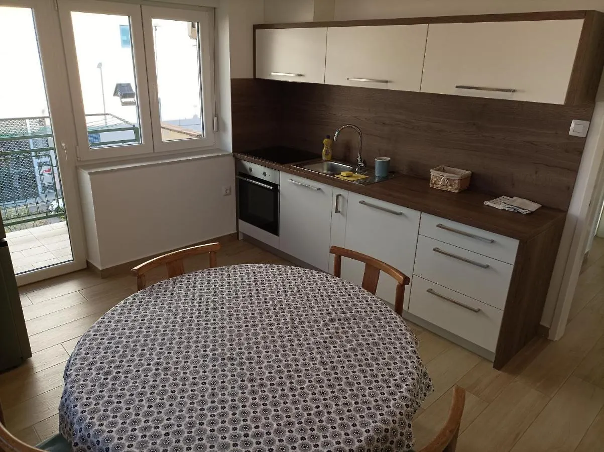 Apartman Pecine Rijeka 0*,  Croatia