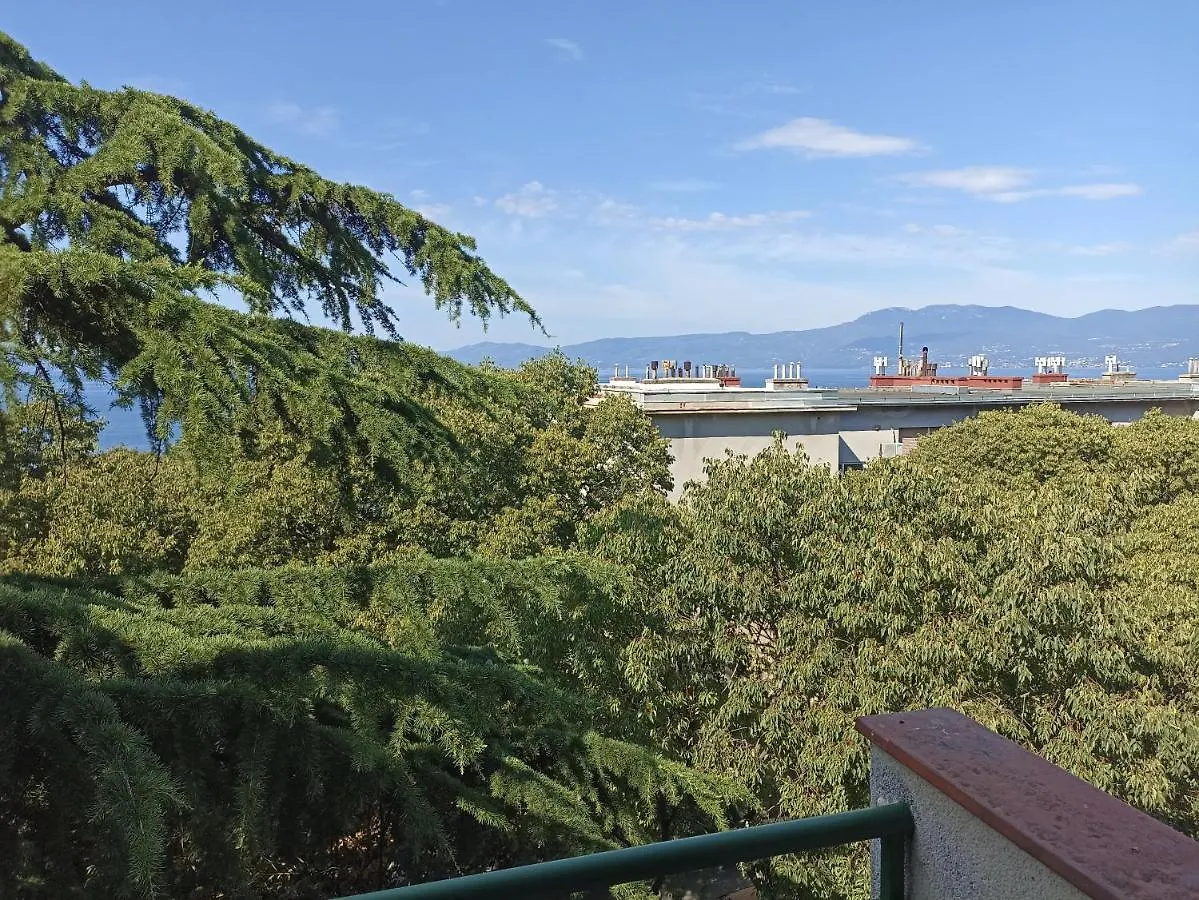 Apartment Apartman Pecine Rijeka Croatia
